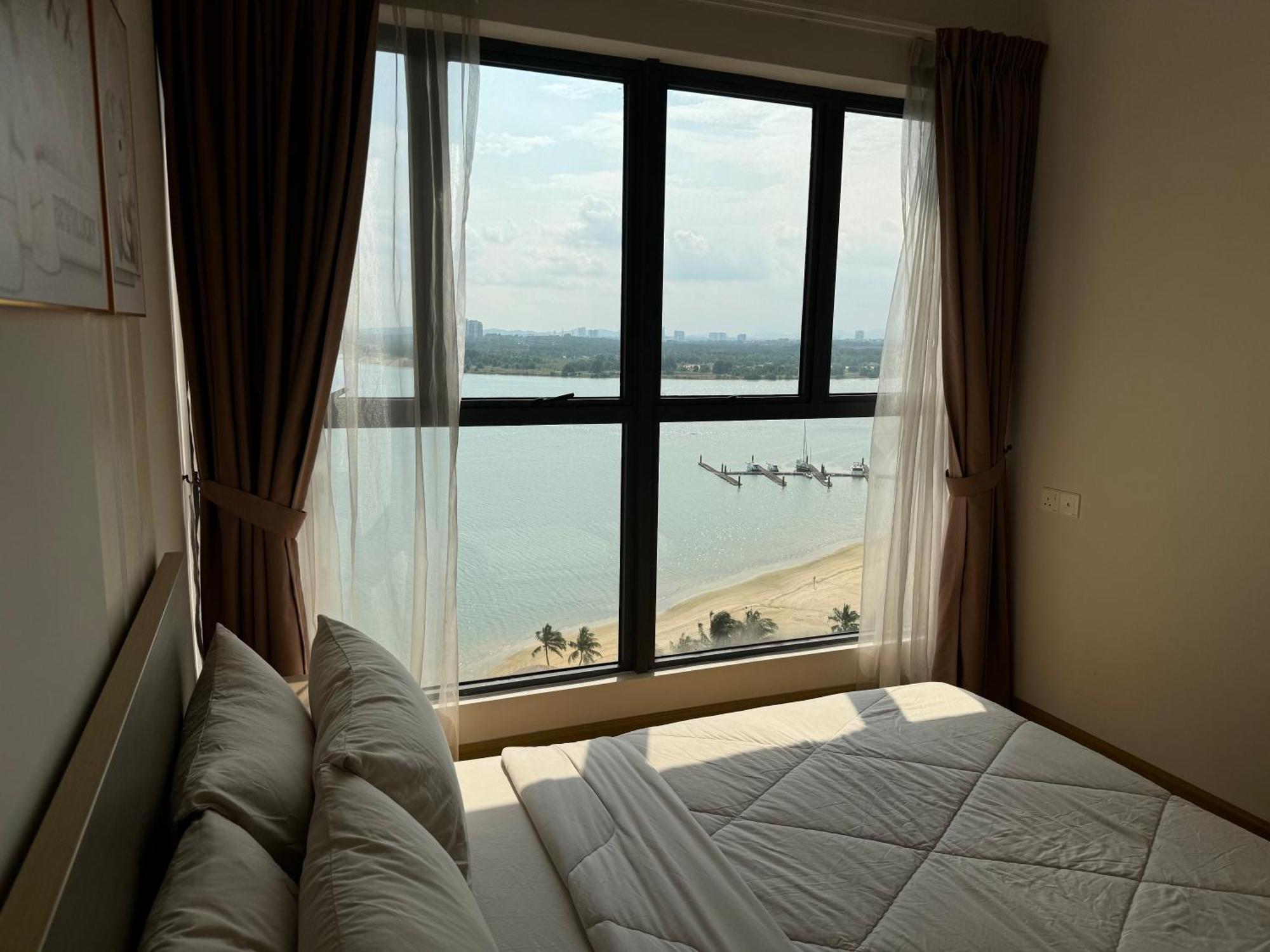 Bay Laurel Country Garden 2卧室 海景房 Danga Bay Apartment *